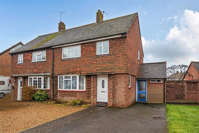 3 Bedroom Semi Detached House For Sale In Yew Tree Drive, Guildford, GU1