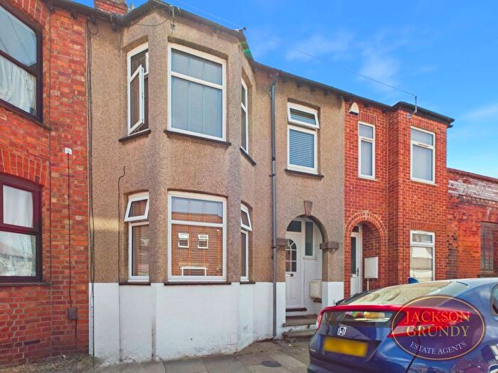 3 Bedroom Terraced House For Sale In Ruskin Road, Kingsthorpe, NN2