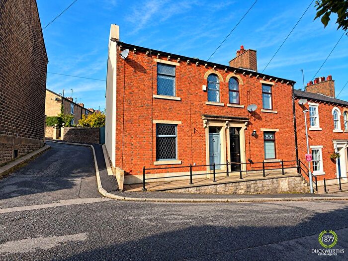 3 Bedroom End Terrace House For Sale In Hollins Lane, Accrington, BB5