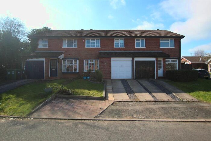 3 Bedroom Terraced House To Rent In Sydnall Close, Redditch, B97