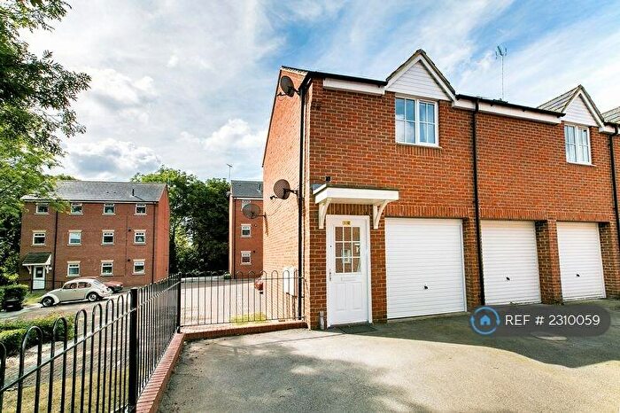 2 Bedroom Flat To Rent In Bletchley, Milton Keynes, MK3