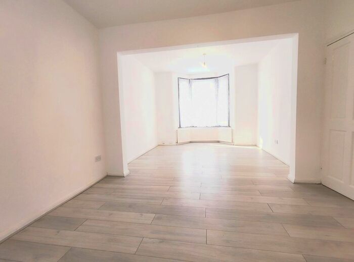 3 Bedroom Terraced House To Rent In Audrey Road, Ilford, IG1