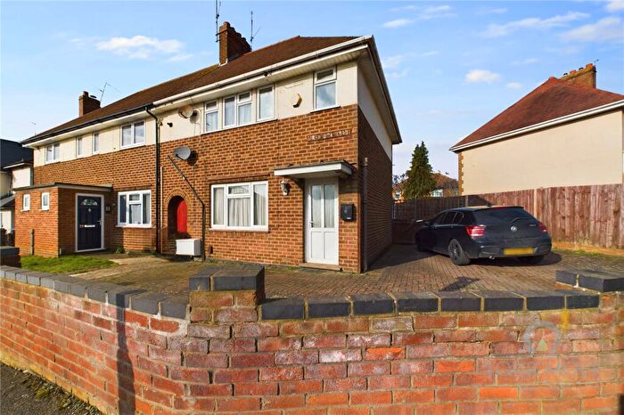 3 Bedroom End Of Terrace House To Rent In Cranford Road, Kingsthorpe, Northampton, NN2