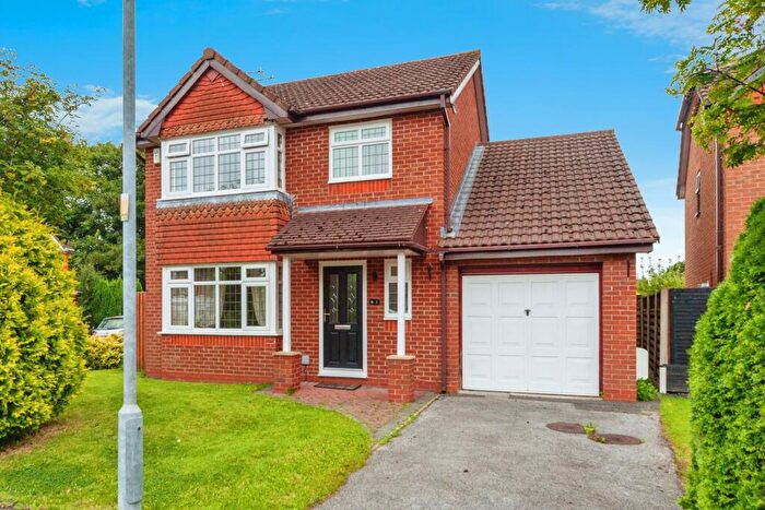 4 Bedroom Detached House For Sale In Beechwood Drive, Great Sutton, Ellesmere Port, Cheshire, CH66