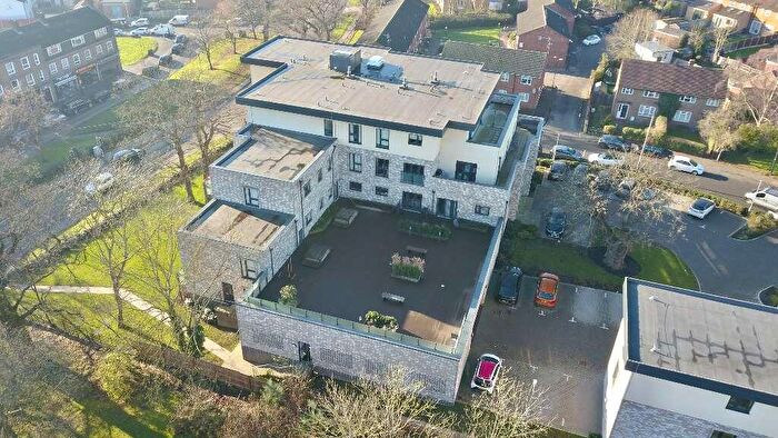 1 Bedroom Flat To Rent In Luna Court, Loughton, IG10