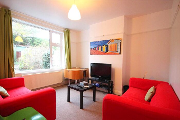 4 Bedroom Terraced House To Rent In Keys Avenue, Horfield, Bristol, BS7