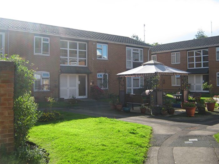 1 Bedroom Flat To Rent In Rosewood Court, Swindon, SN3