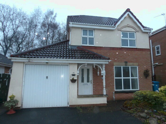 3 Bedroom House To Rent In Harrier Close, Worsley, M28