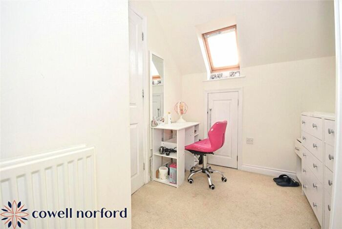 3 Bedroom Terraced House For Sale In Rosebay Close, Royton, Oldham, OL2