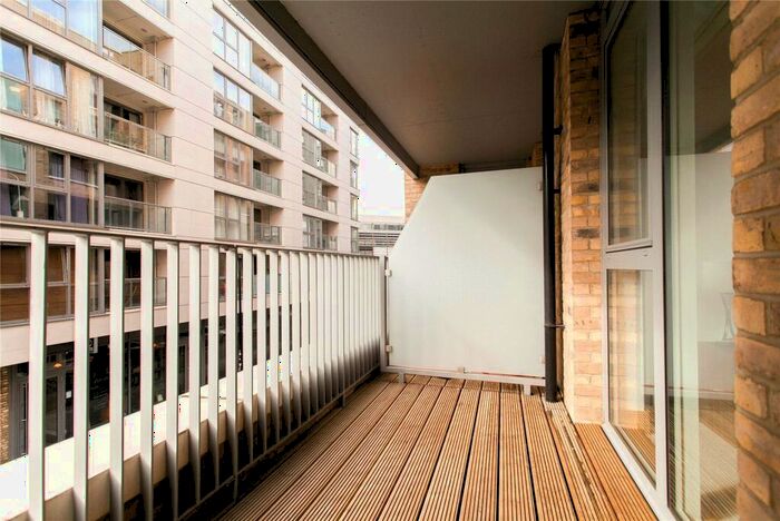 1 Bedroom Flat For Sale In Fusion Court, E1