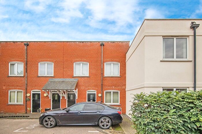 2 Bedroom Maisonette For Sale In Foundation Street, Ipswich, IP4