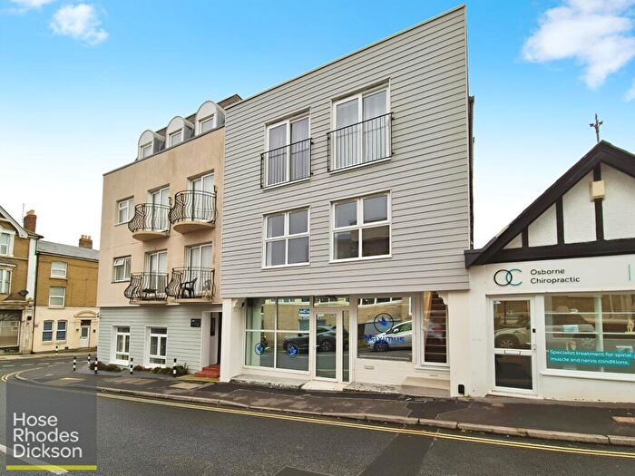 1 Bedroom Apartment To Rent In Cross Street Shanklin, PO37
