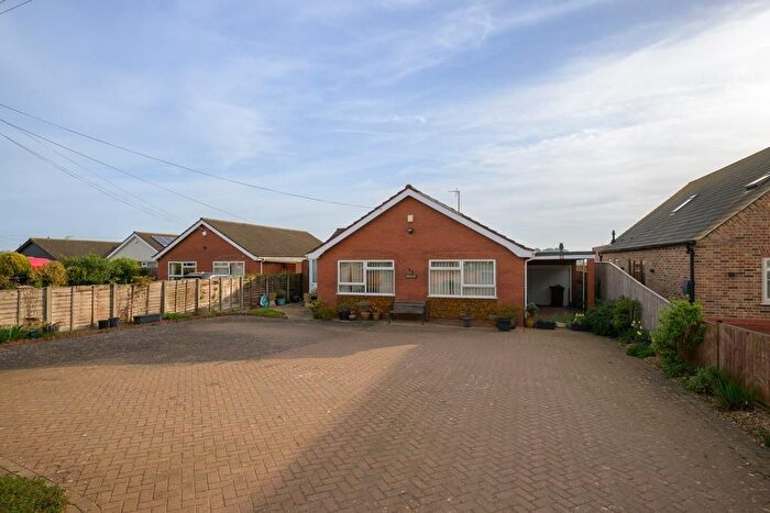 4 Bedroom Detached Bungalow For Sale In Little London, Long Sutton, Spalding, Lincolnshire, PE12