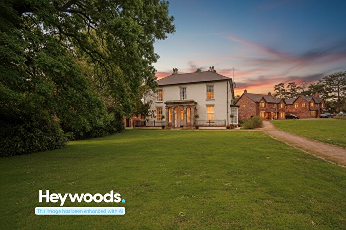 2 Bedroom Flat For Sale In The Elms, Keele, Newcastle, Staffordshire, ST5