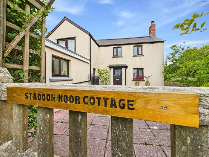 4 Bedroom Detached House For Sale In Staddon Road, Holsworthy, Devon, EX22