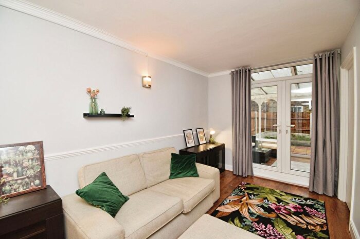 4 Bedroom Flat For Sale In Stebondale Street, Isle Of Dogs, London, E14