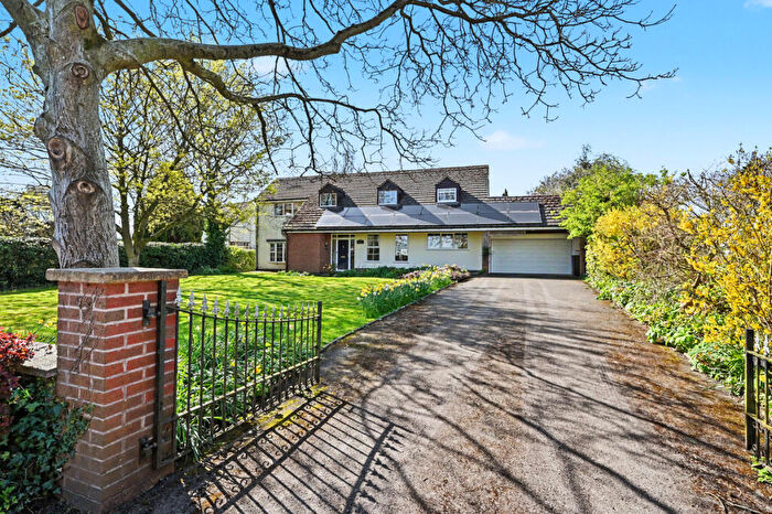 4 Bedroom Detached House For Sale In Leapley Lane, Ashbourne, DE6