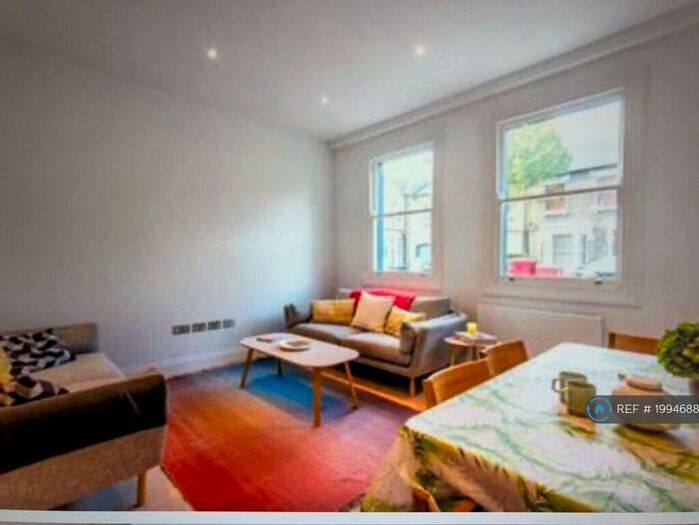 3 Bedroom Maisonette To Rent In Avenell Road, London, N5