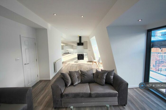 2 Bedroom Flat To Rent In Irwell Chambers, Liverpool, L3