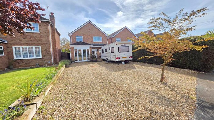 3 Bedroom Detached House For Sale In Windsor Close, Sleaford, NG34