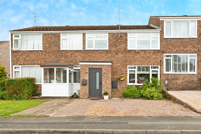 3 Bedroom Terraced House For Sale In Winston Crescent, Brackley, NN13
