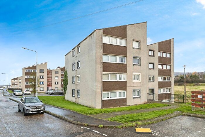 2 Bedroom Flat For Sale In Calder Grove, Edinburgh, EH11