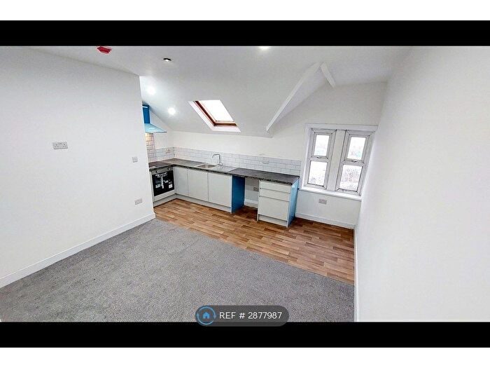 1 Bedroom Flat To Rent In Westgate, Otley, LS21
