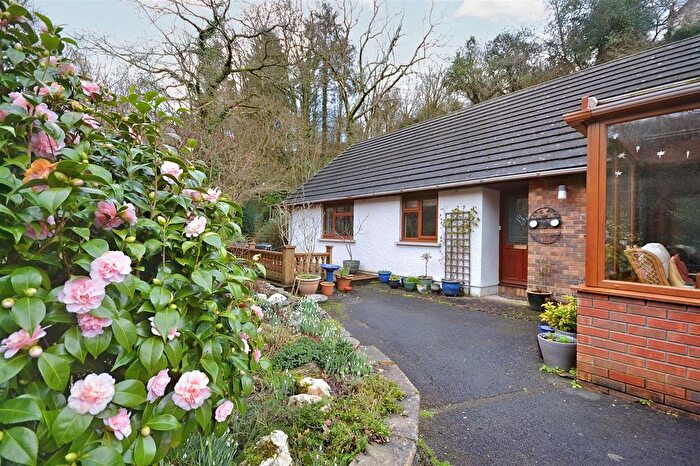 4 Bedroom Detached Bungalow For Sale In Velindre, Llandysul, SA44