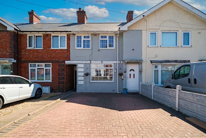 3 Bedroom Terraced House For Sale In Langstone Road, Yardley Wood, B14