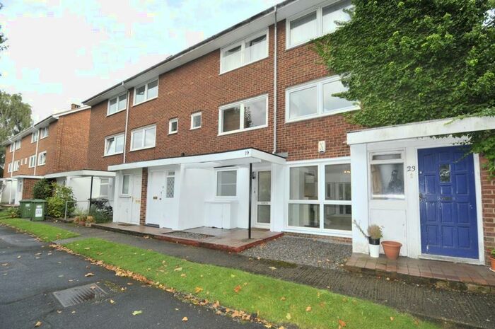 2 Bedroom Apartment To Rent In Lawnside, Blackheath, SE3