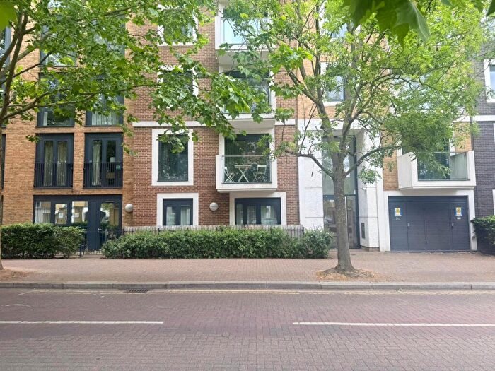 2 Bedroom Apartment To Rent In Needleman Street, Canada Water, London, SE16
