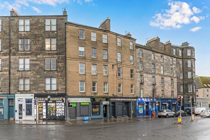3 Bedroom Flat For Sale In / Portland Place, Leith, Edinburgh, EH6