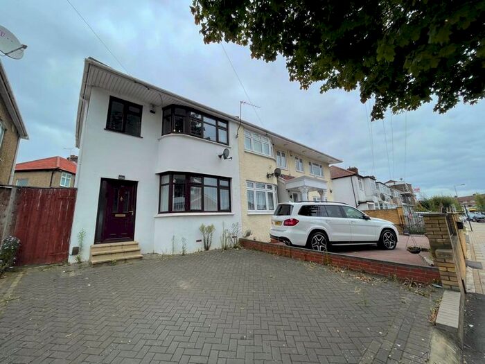 3 Bedroom Semi-Detached House To Rent In Turner Road, Edgware HA8