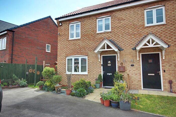 3 Bedroom Semi-Detached House For Sale In Goodwin Place, Beverley, HU17