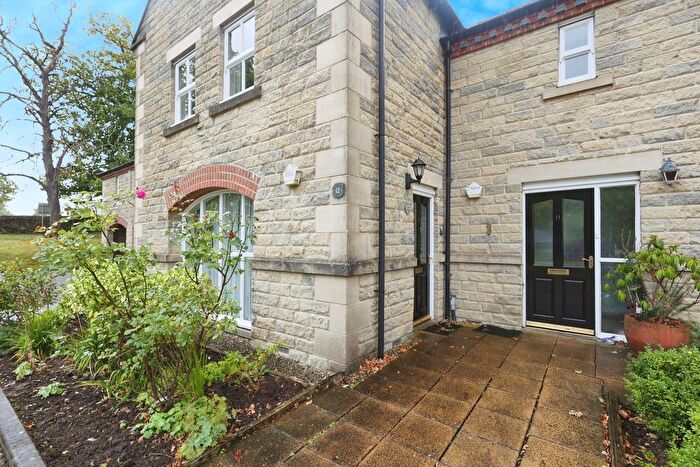 2 Bedroom Flat For Sale In Hollins Hall, Killinghall, Harrogate, HG3