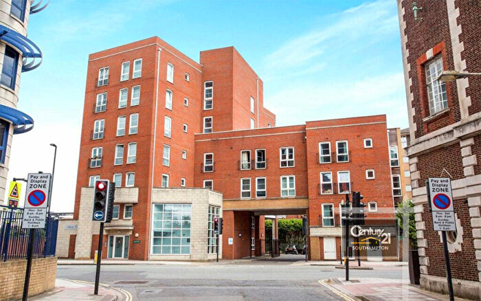 2 Bedroom Flat To Rent In |Ref: |, Atlantis Court, Canute Road, Southampton, SO14
