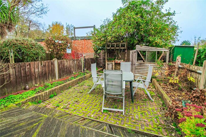 3 Bedroom Terraced House For Sale In Bredon Road, Croydon, CR0