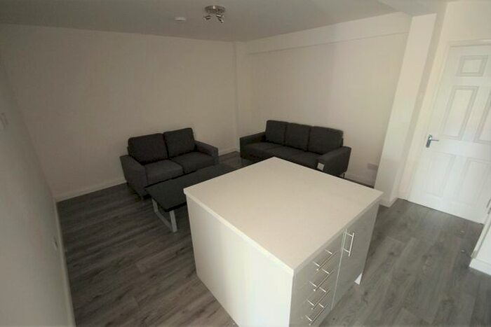 5 Bedroom Terraced House To Rent In London Road, Stoke, Coventry, CV1