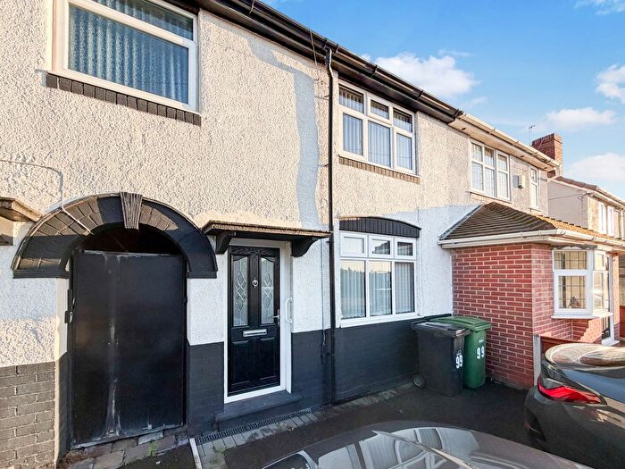 2 Bedroom Terraced House For Sale In Thorns Road, Brierley Hill, West Midlands, DY5