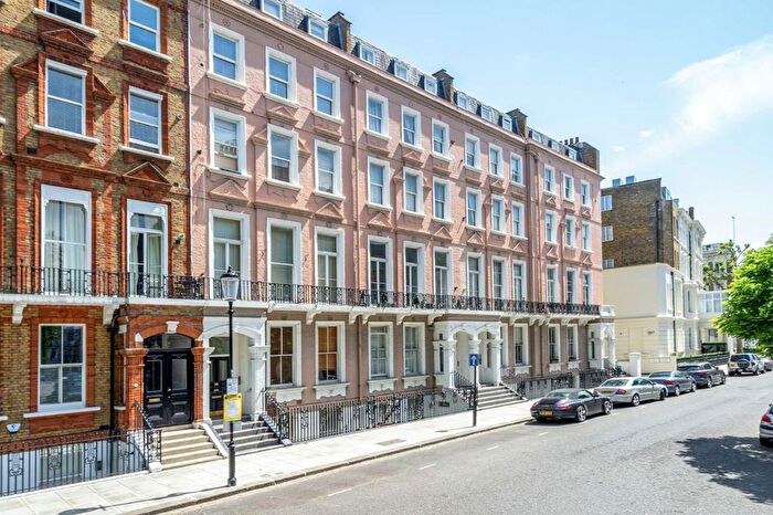 1 Bedroom Flat To Rent In Nevern Square, London, SW5