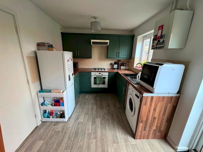 3 Bedroom Terraced House For Sale In Two Oaks Avenue, Burntwood, WS7