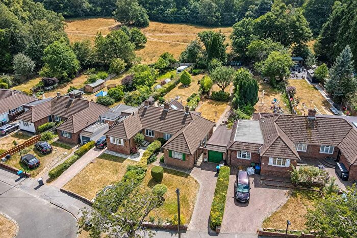 2 Bedroom Semi-detached Bungalow For Sale In Croham Valley Road, South Croydon, CR2
