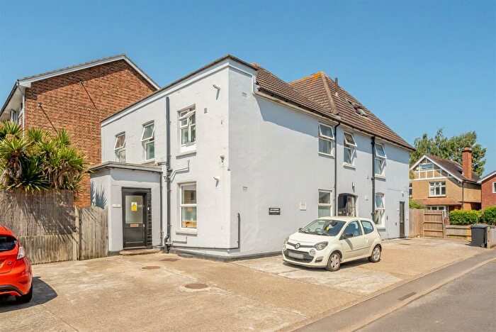 1 Bedroom Flat To Rent In Stoughton Road, Guildford, GU2