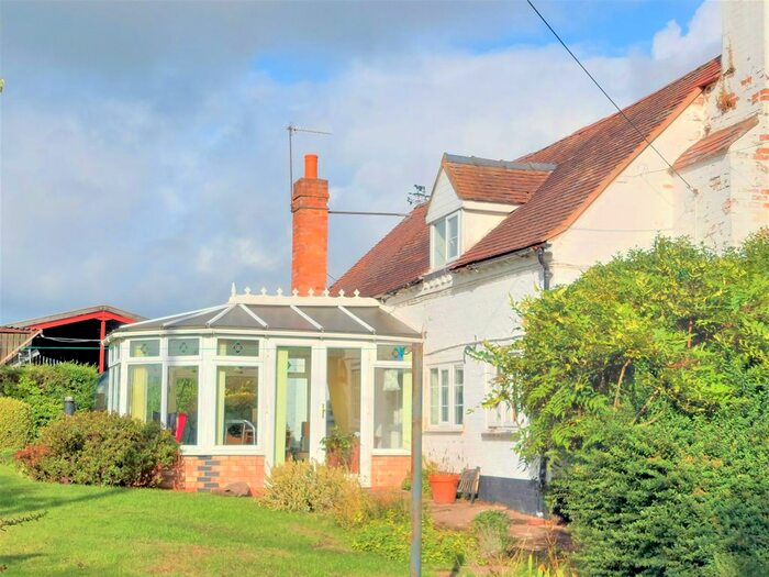 2 Bedroom Farmhouse To Rent In Church Road, Malvern, WR13