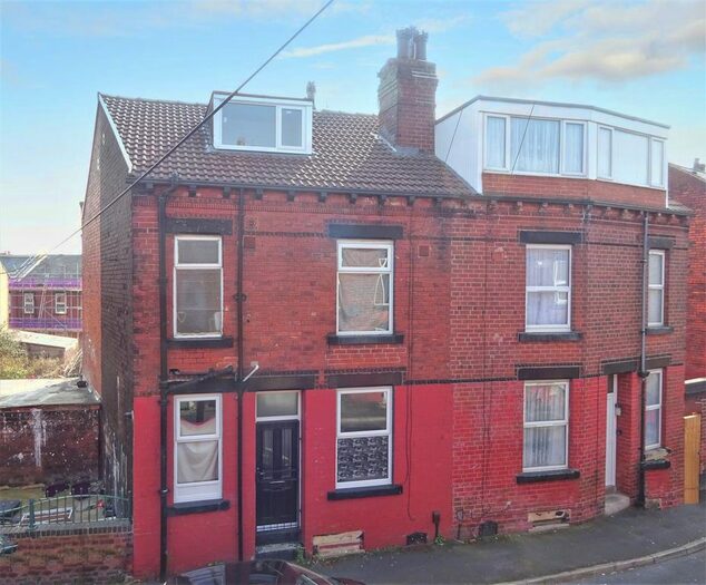 2 Bedroom Property To Rent In Arley Terrace, Armley, Leeds, LS12