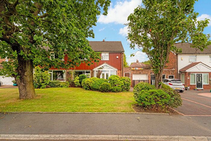 3 Bedroom Semi-Detached House For Sale In Highfield Avenue, Appleton, Warrington, WA4