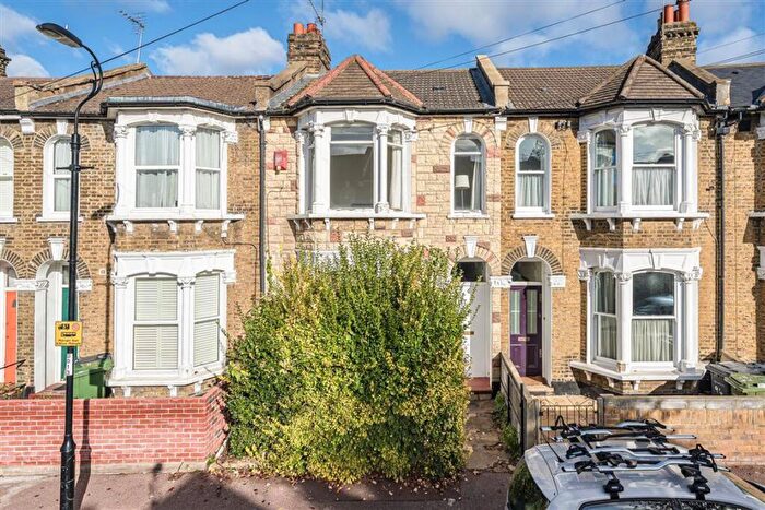 House To Rent In Hunsdon Road, New Cross, SE14
