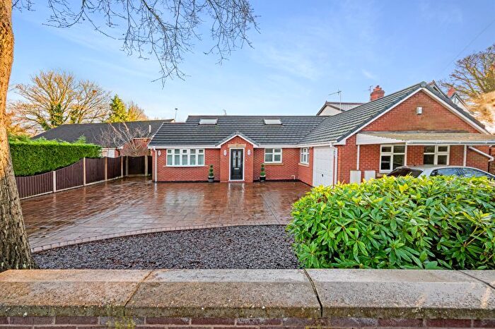 4 Bedroom Detached House For Sale In Chorley Road, Standish, Wigan, WN6