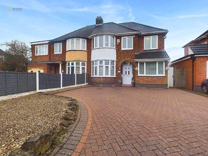 4 Bedroom Semi Detached House For Sale In Elmfield Road, Castle Bromwich, B36