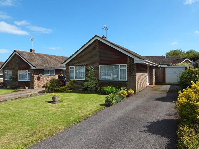 3 Bedroom Detached Bungalow To Rent In Ethelburga Drive, Lyminge, CT18